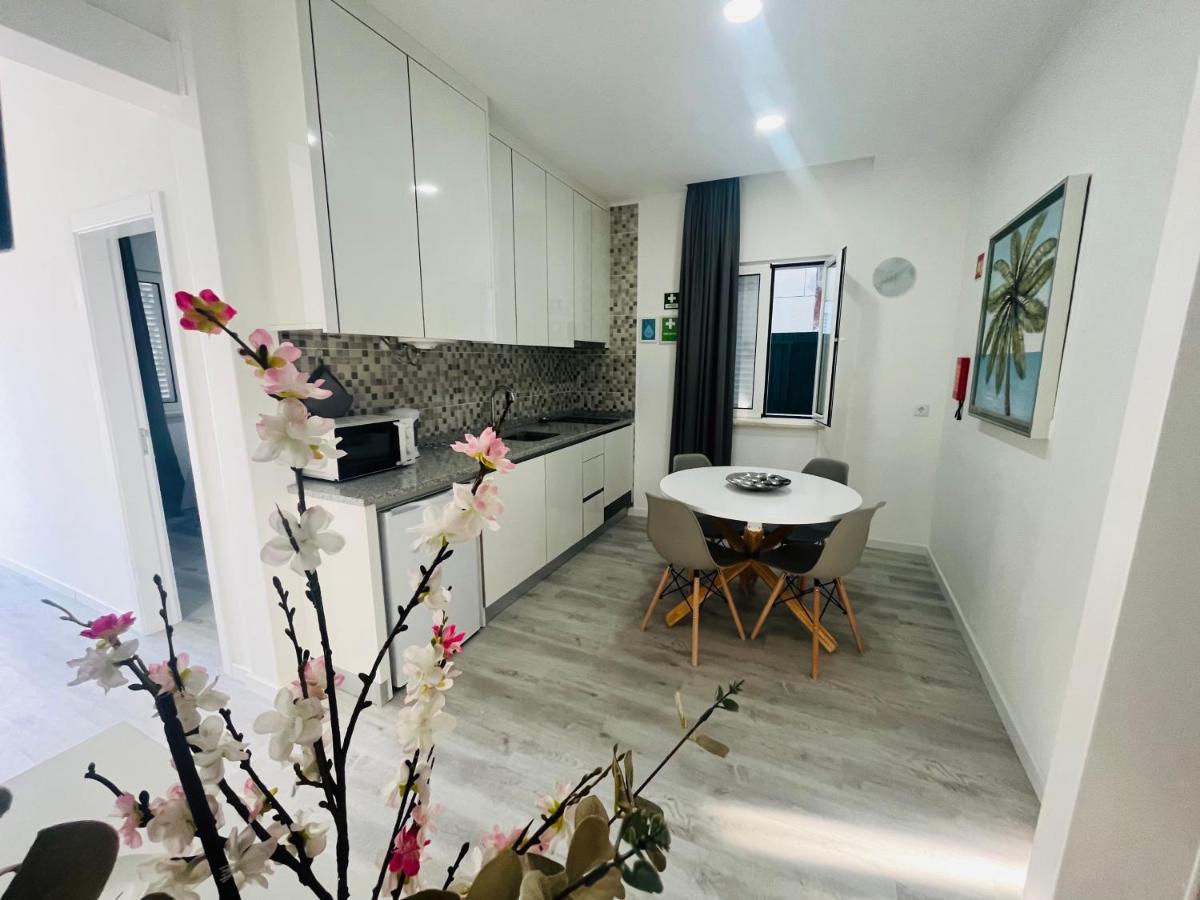 קוסטה דה קפאריקה Lisbon Ocean Apartments מראה חיצוני תמונה