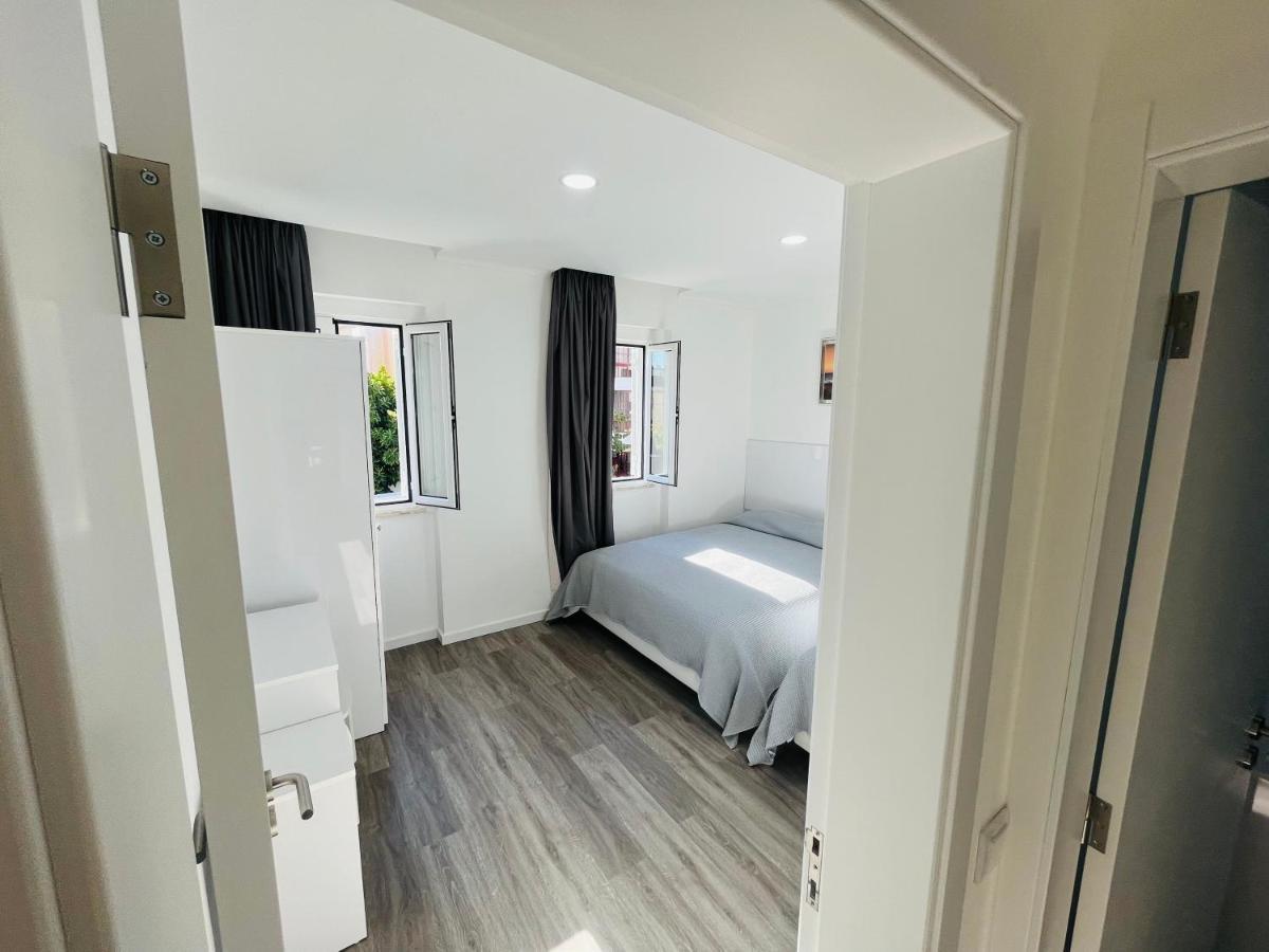 קוסטה דה קפאריקה Lisbon Ocean Apartments מראה חיצוני תמונה